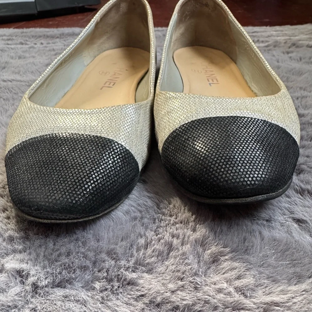 Authentic CHANEL CC 38.5 made in Italy black/silver - Picture 2 of 7